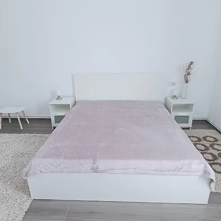 Blue House And Parking Apartment Timisoara