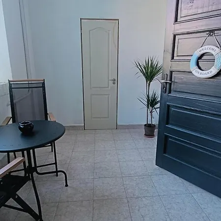 דירה Blue House And Parking